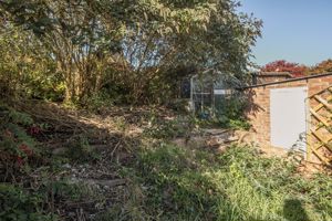 Photo 14- click for photo gallery